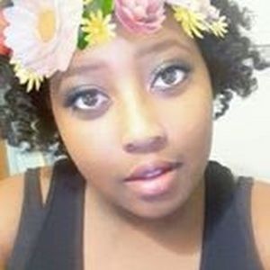 Meet your Posher, Ayyez